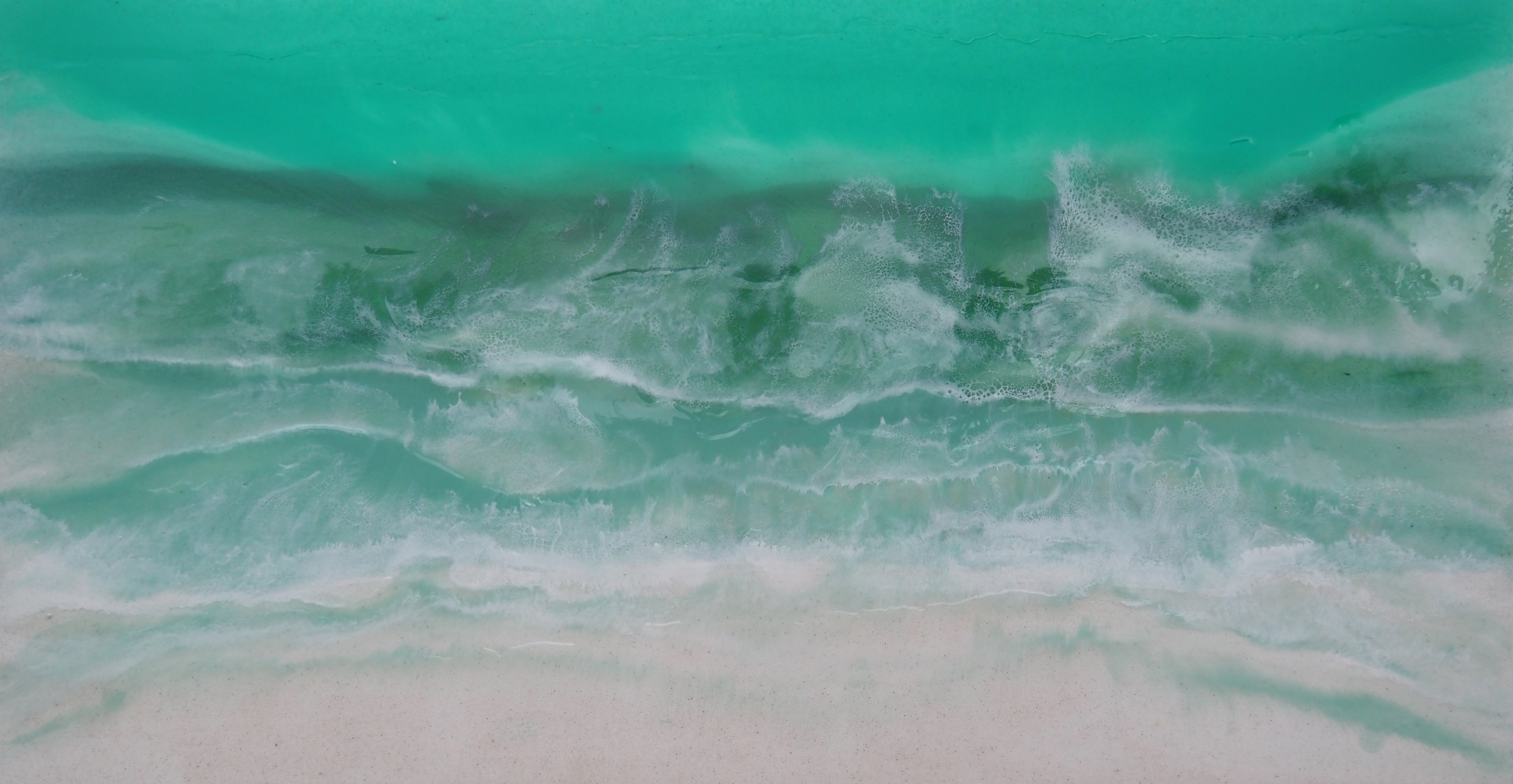WHITE FROTH ON GREEN